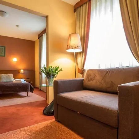 Classic Hotel-3